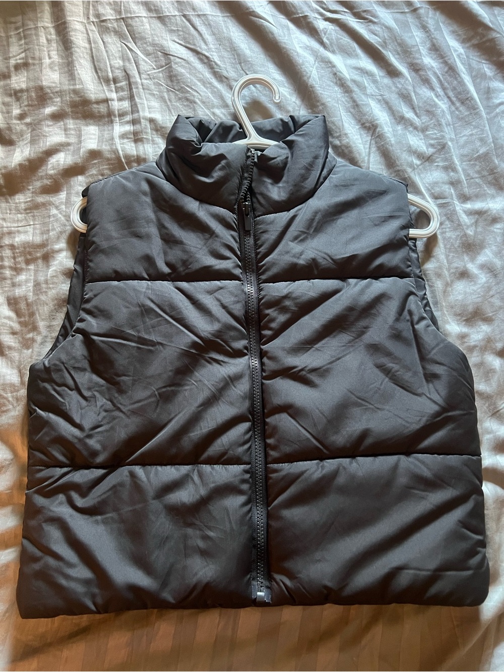 Forever 21 Black Quilted Puffer Vest